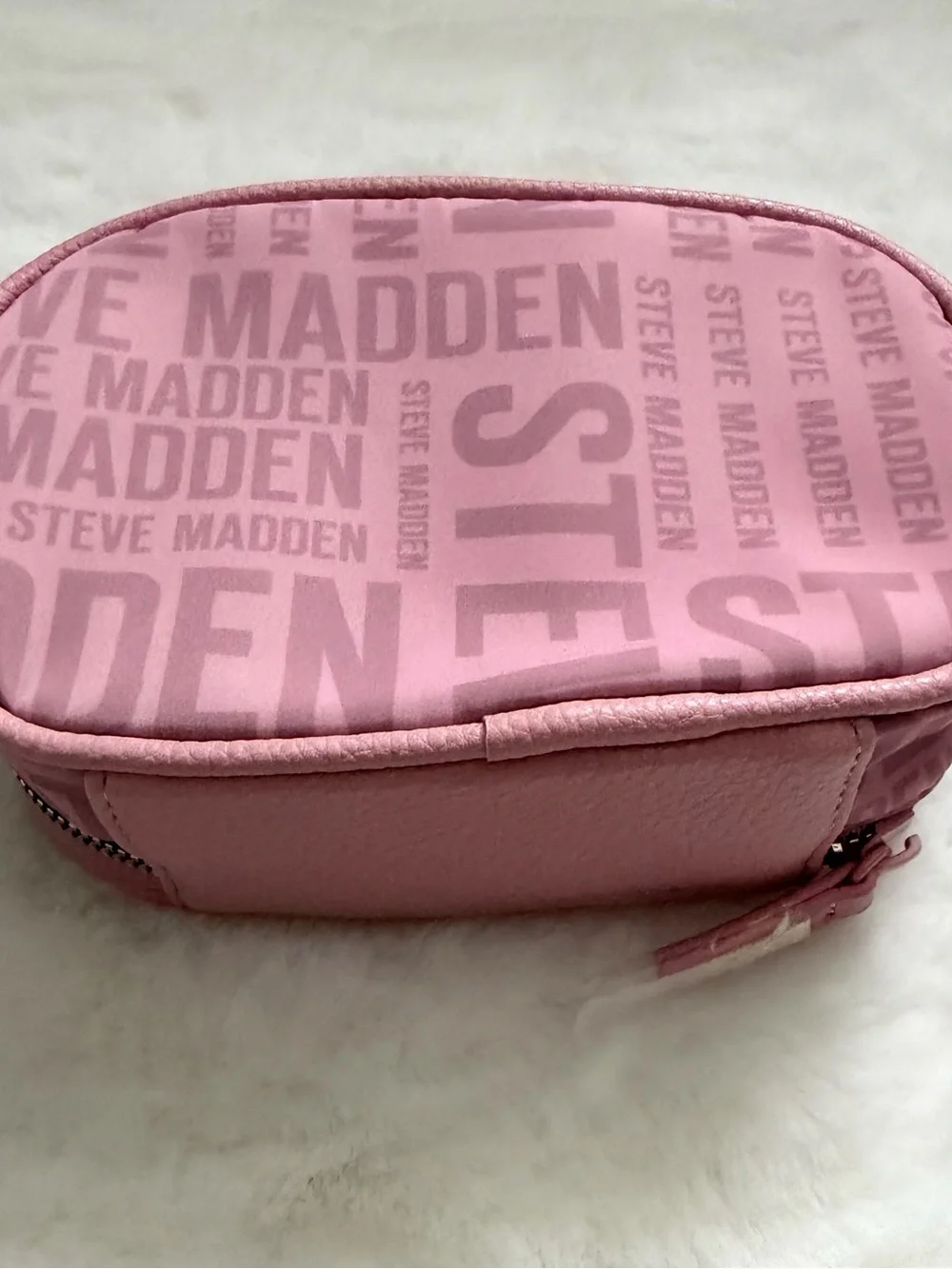 Steve Madden small travel